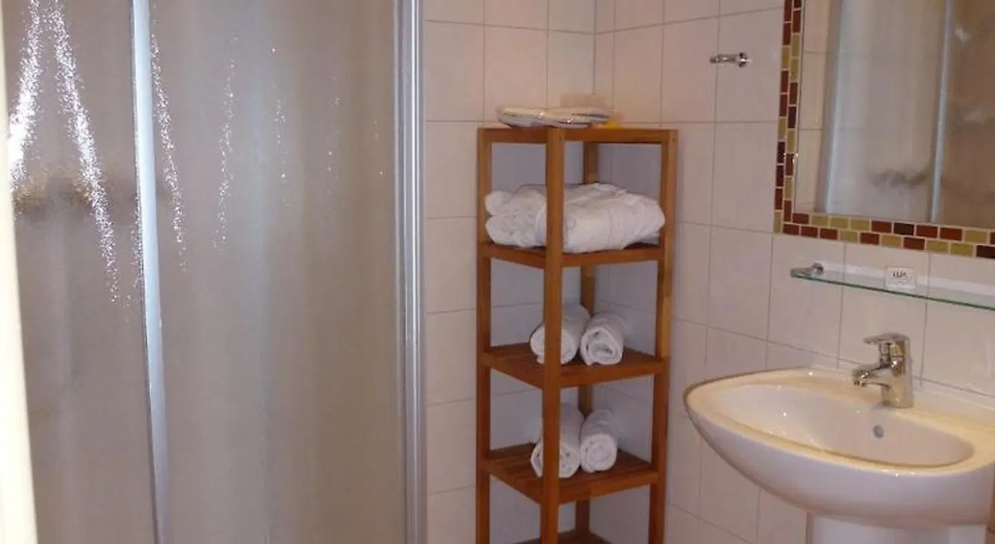 Hotel Garni Landhaus Trenkenbach Badezimmer
