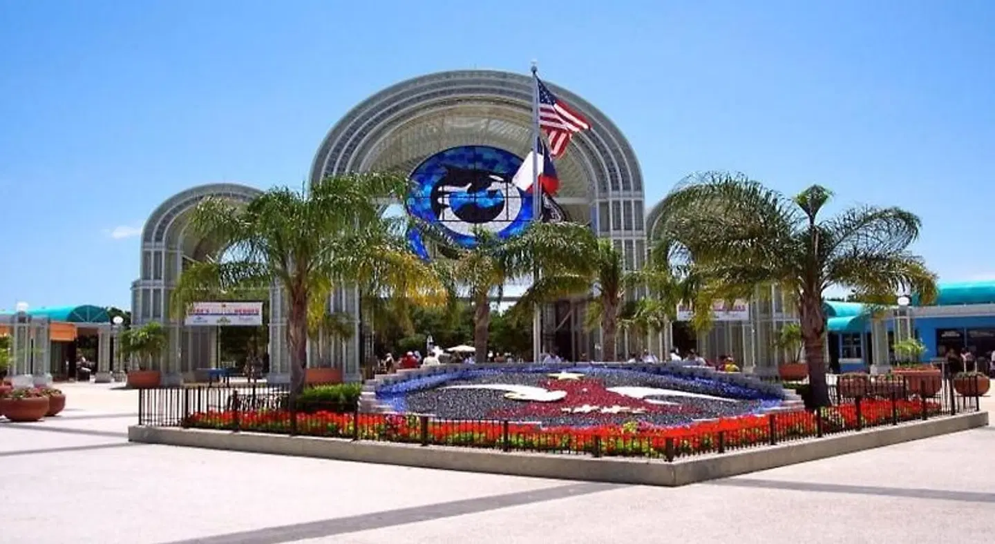 Holiday Inn San Antonio NW - Seaworld Area by IHG EXTERIOR