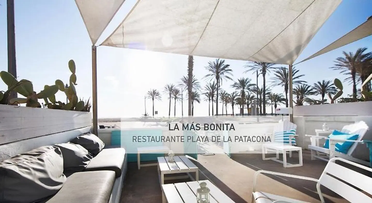 Apartamentos La más Bonita Terrasse