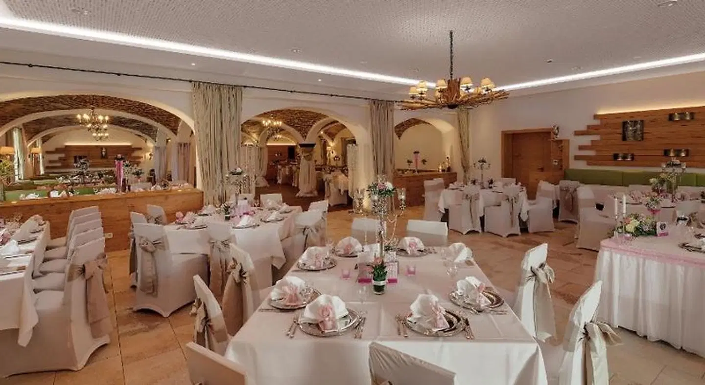 Gasthaus & Hotel Forster Am See Restaurant