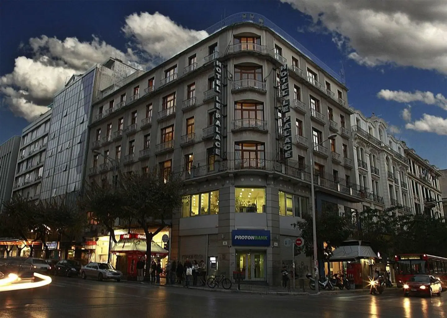 Le Palace EXTERIOR