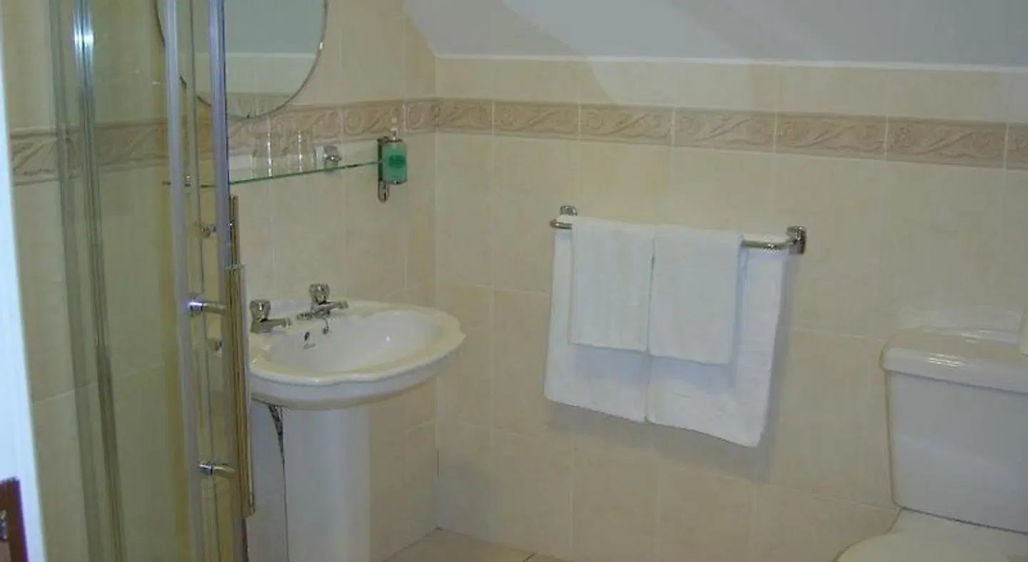 Tudor House Bed & Breakfast Badezimmer