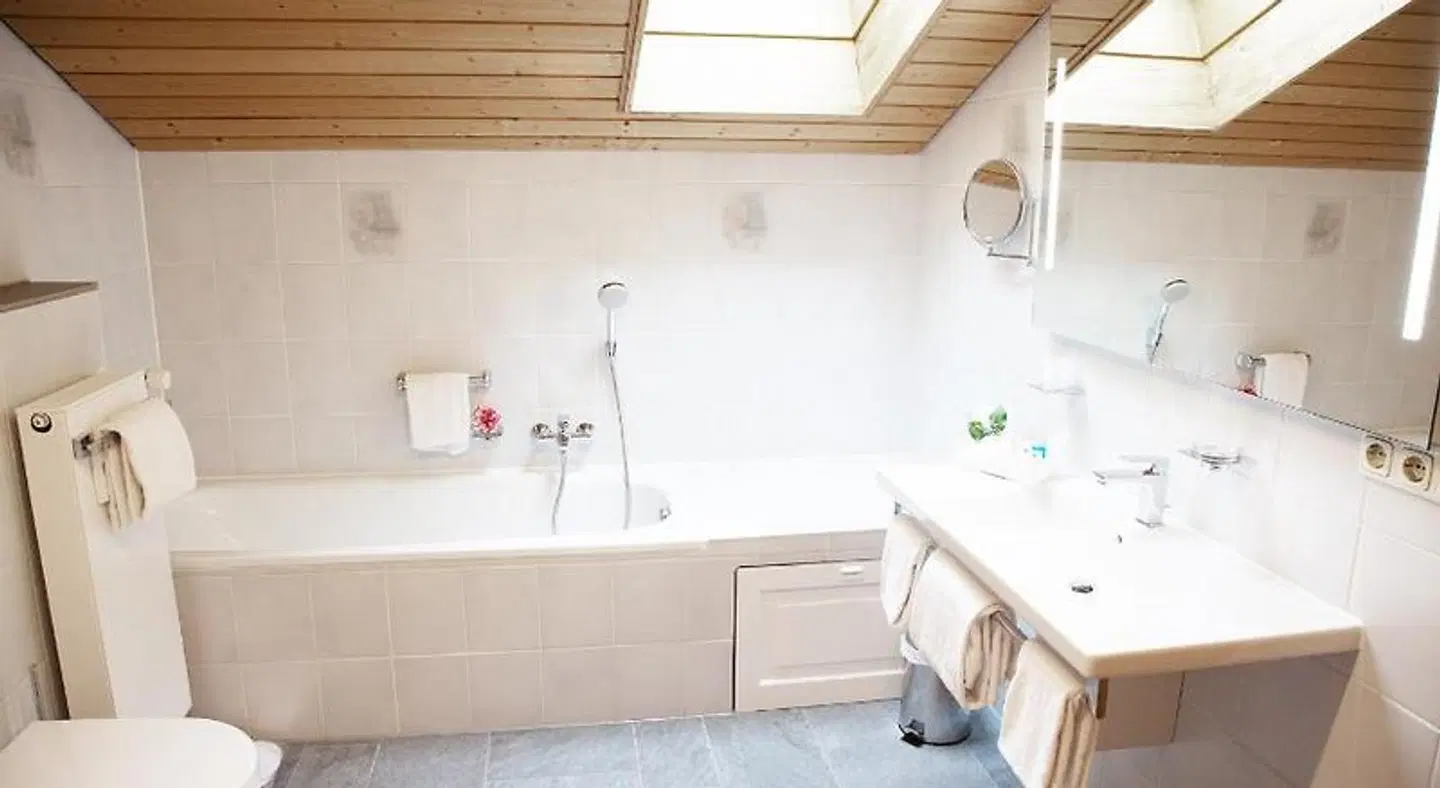 Hotel Garni Georgenhof Badezimmer