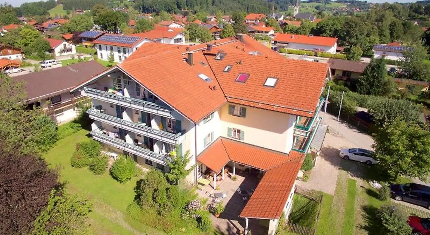 Salzburger Hof EXTERIOR