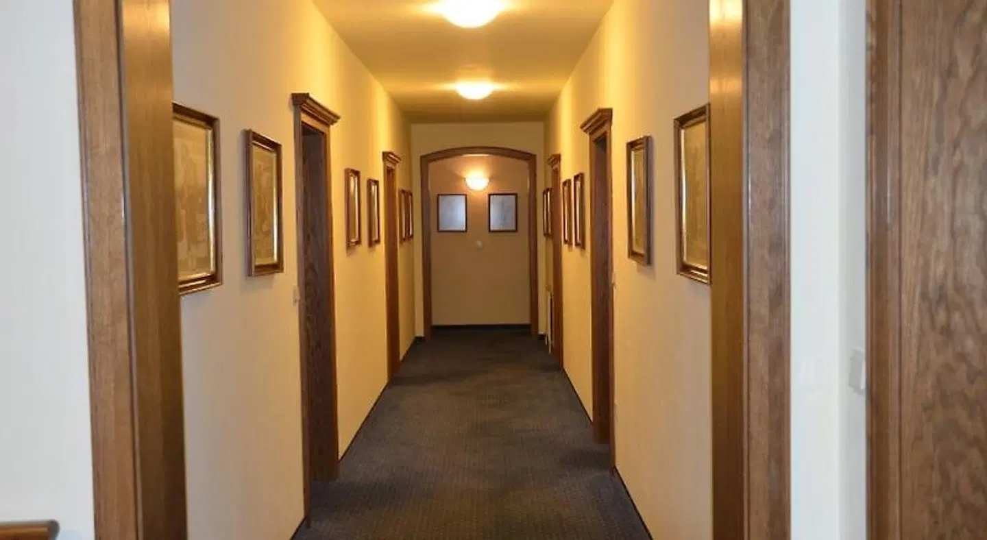 Urzn LOUNGE_LOBBY
