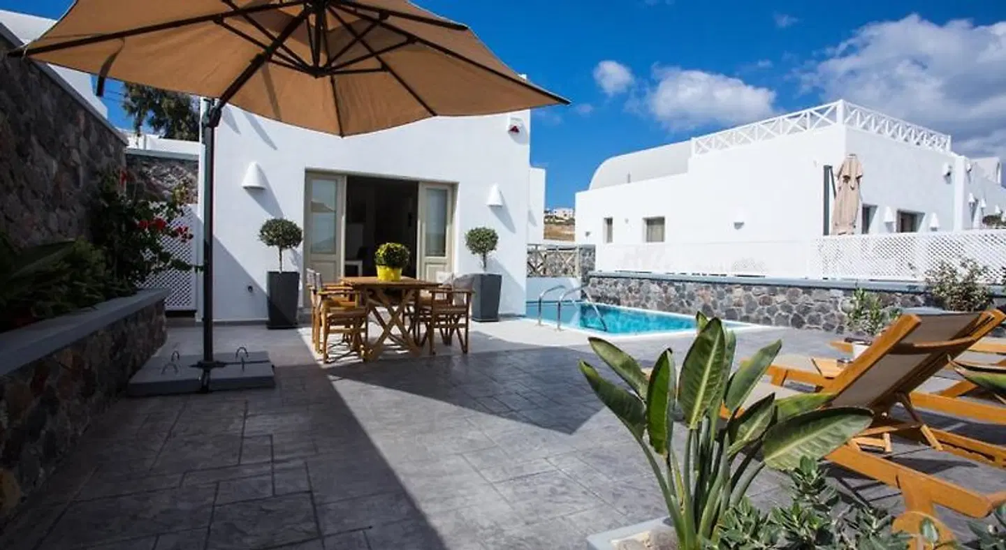 Mathios Luxury Homes Terrasse