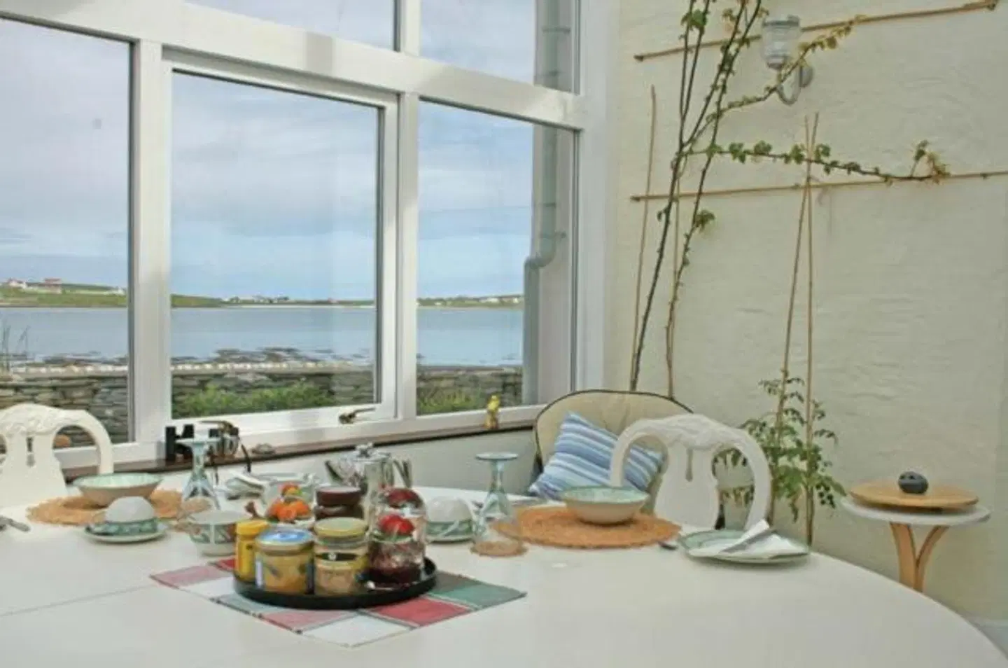 No 1 Broughton Bed & Breakfast ROOM_EXAMPLE