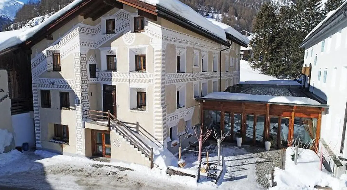 Chesa Stuva Colani EXTERIOR