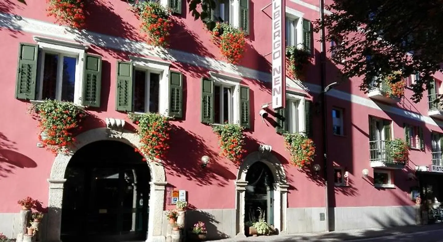 Albergo Neni EXTERIOR