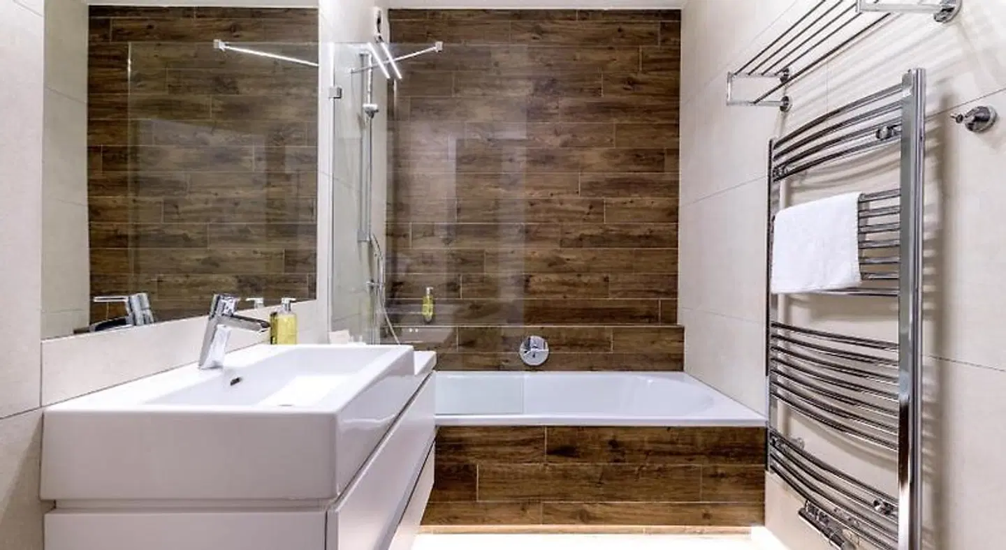 HOTEL PECR WELL Badezimmer