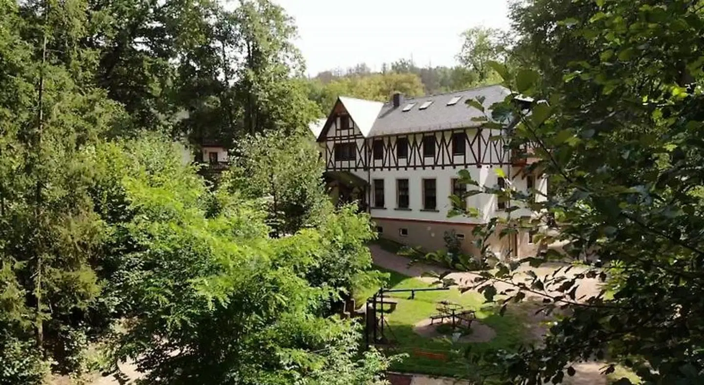 Land-gut-Hotel Waldgasthof Zur Margarethenmühle EXTERIOR