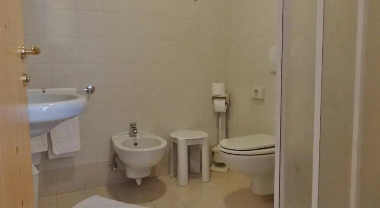 Hotel Giardino Badezimmer