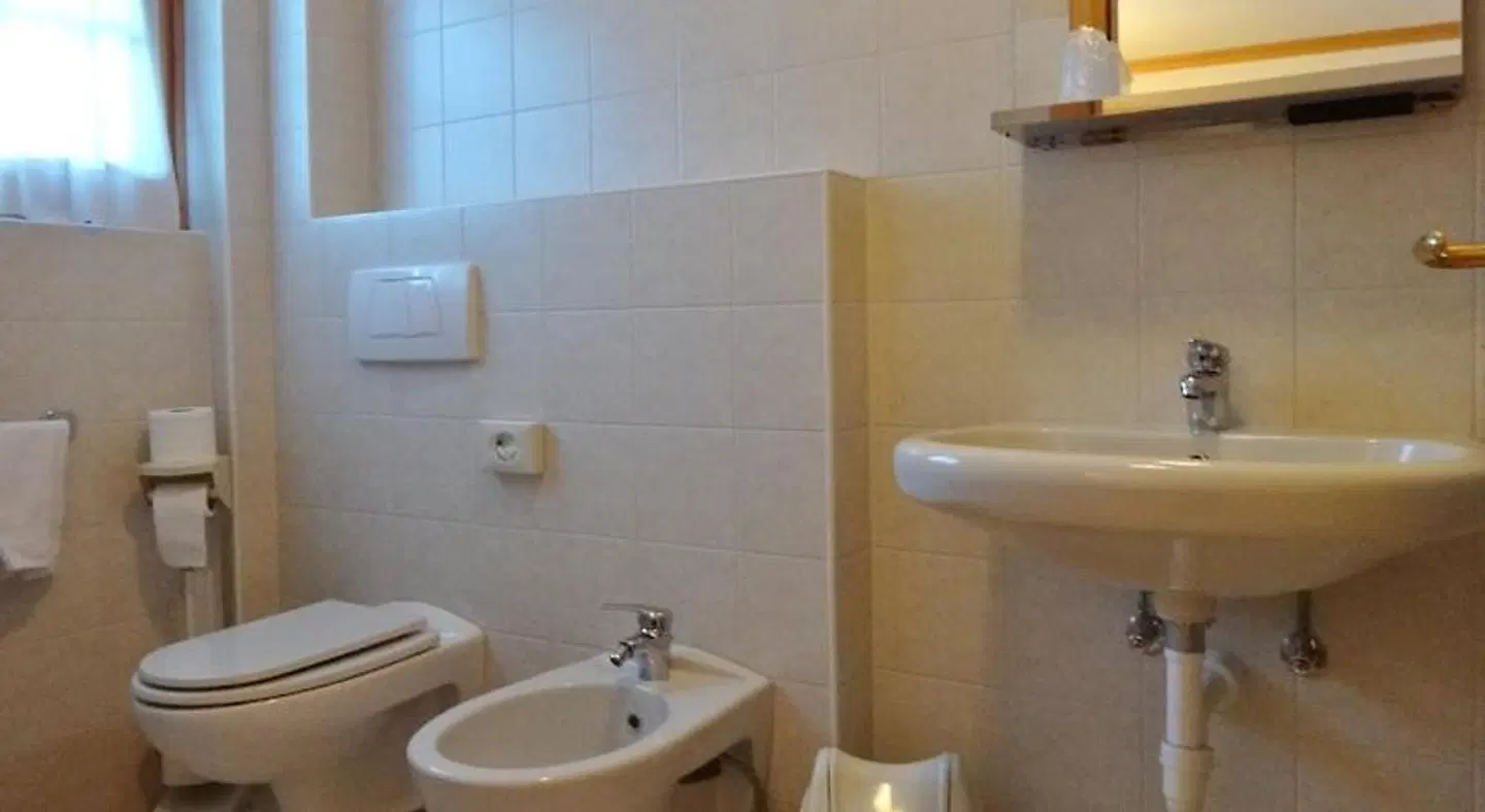 Hotel Giardino Badezimmer