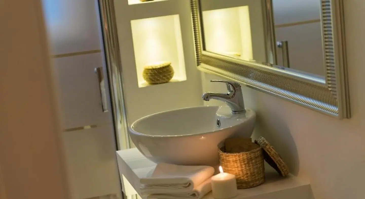 Aruna Suites Badezimmer