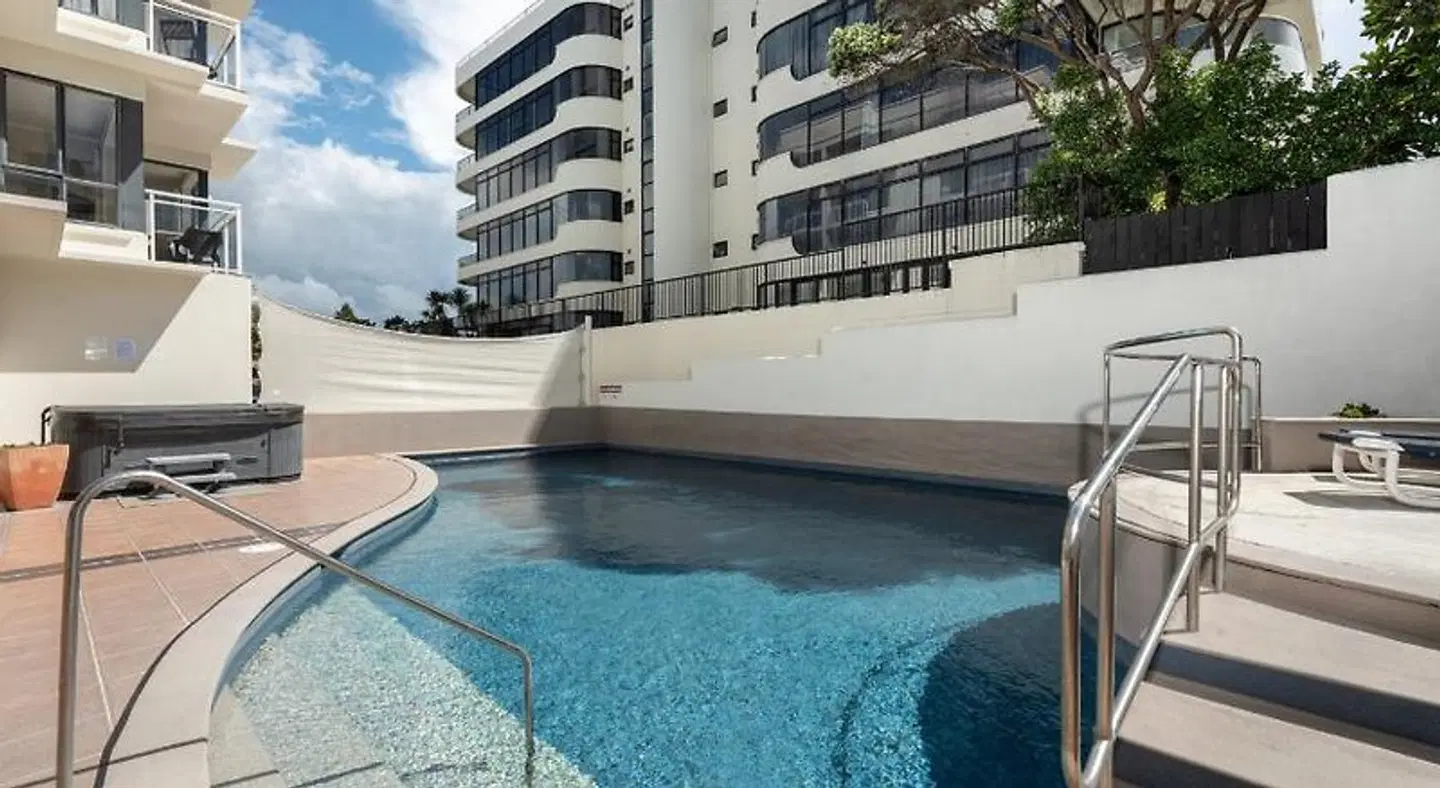 Penthouse Apartment 502 in The Atrium EXTERIOR