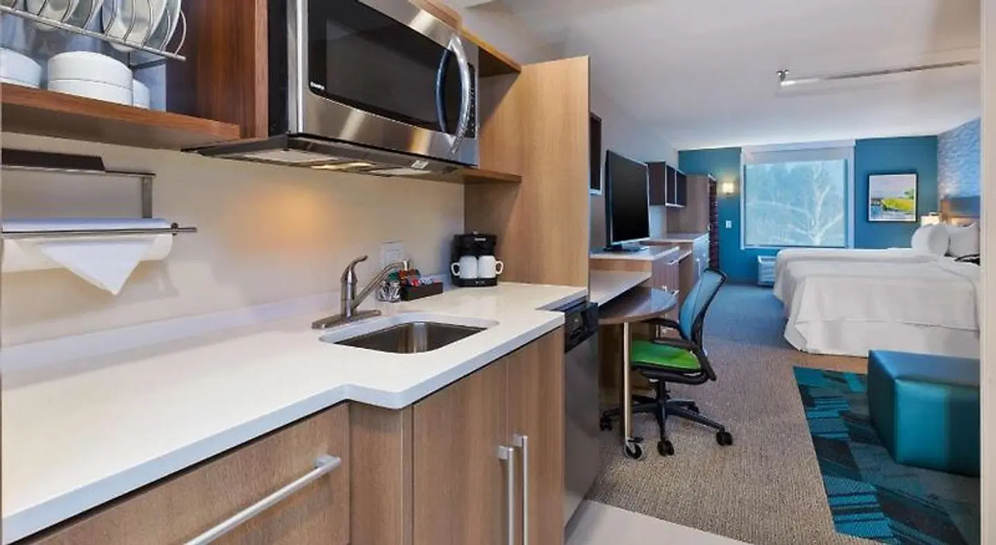 Home2 Suites by Hilton Wilmington Wrightsville Beach ROOM_EXAMPLE