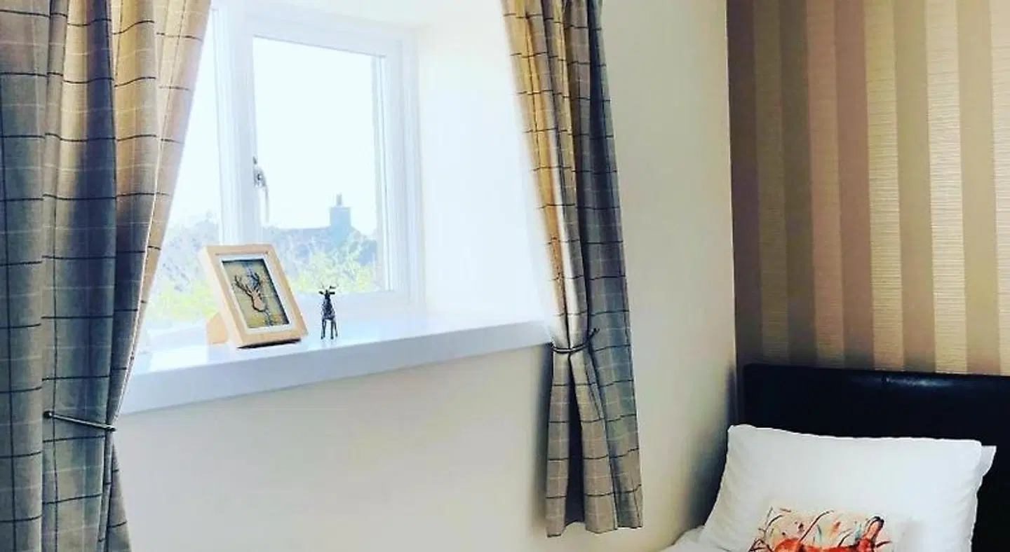 The Aberdeen Arms Hotel ROOM_EXAMPLE