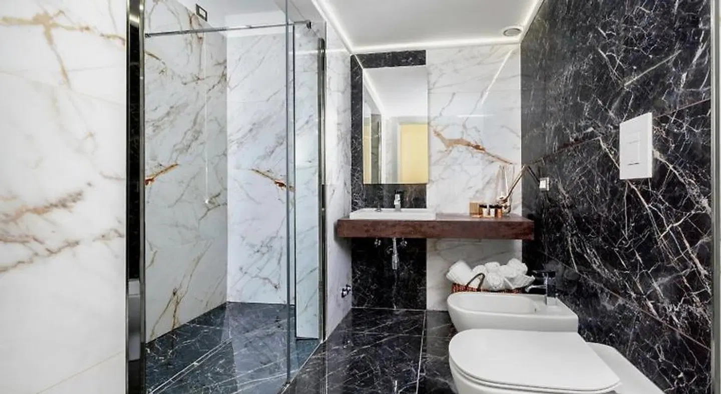 Elys Suites Badezimmer