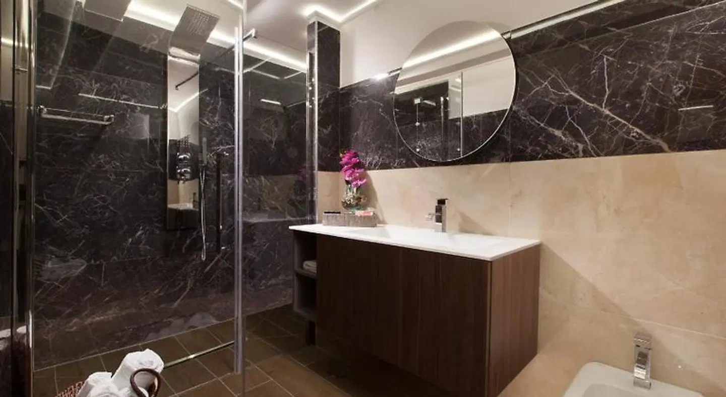 Elys Suites Badezimmer