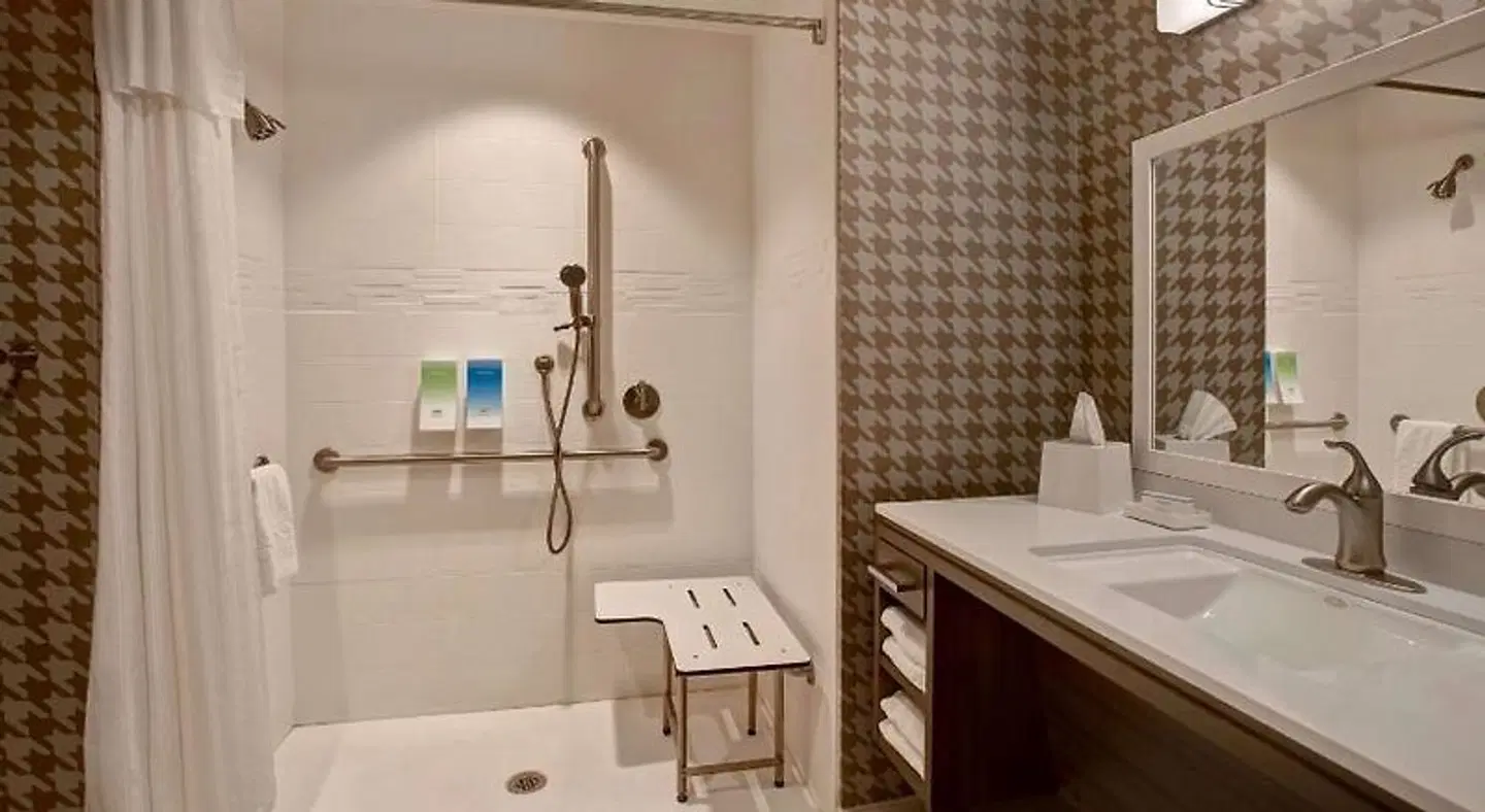 Home2 Suites by Hilton San Antonio Riverwalk Badezimmer