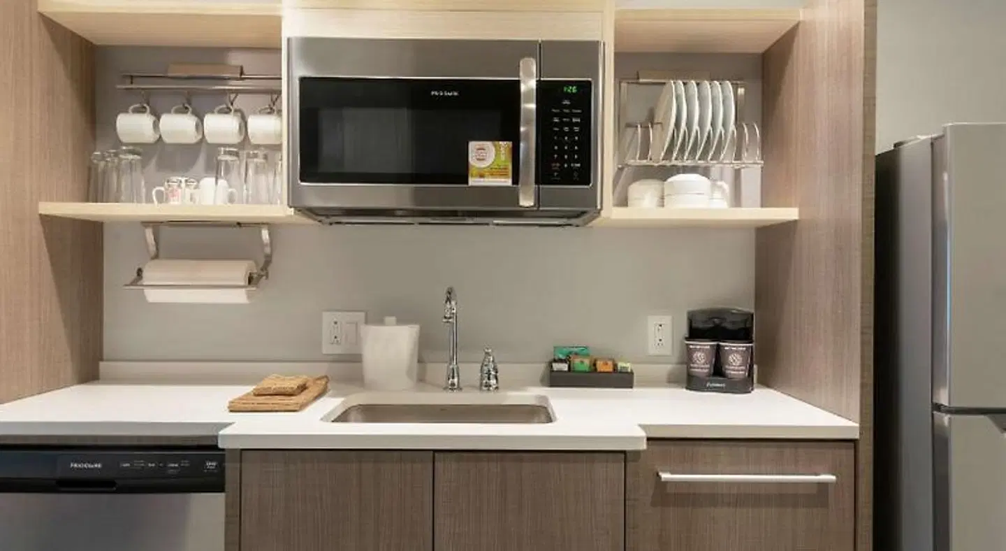 Home2 Suites by Hilton Indianapolis Airport ROOM_EXAMPLE