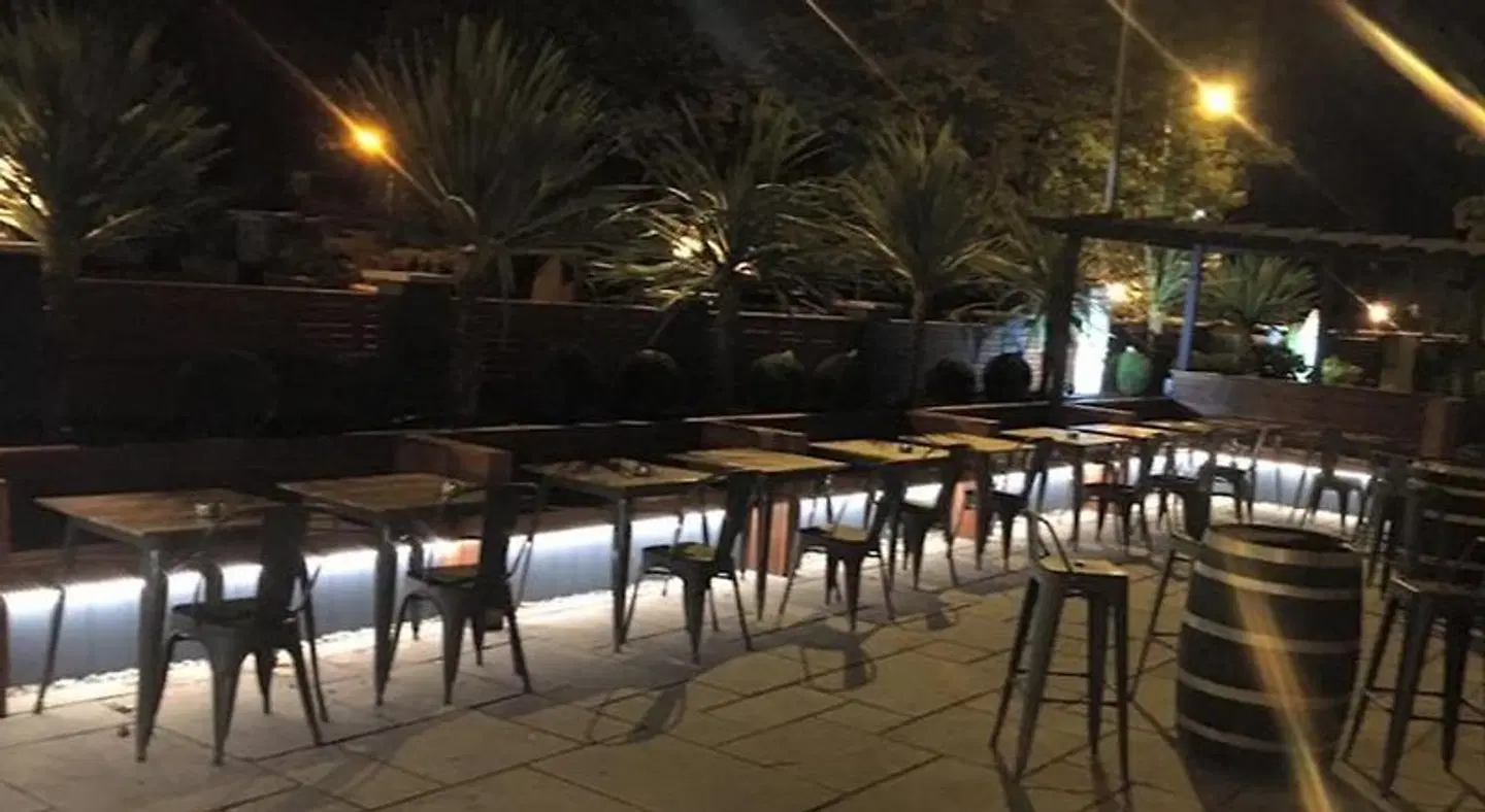 Oxgang Kitchen Bar & Rooms Bar