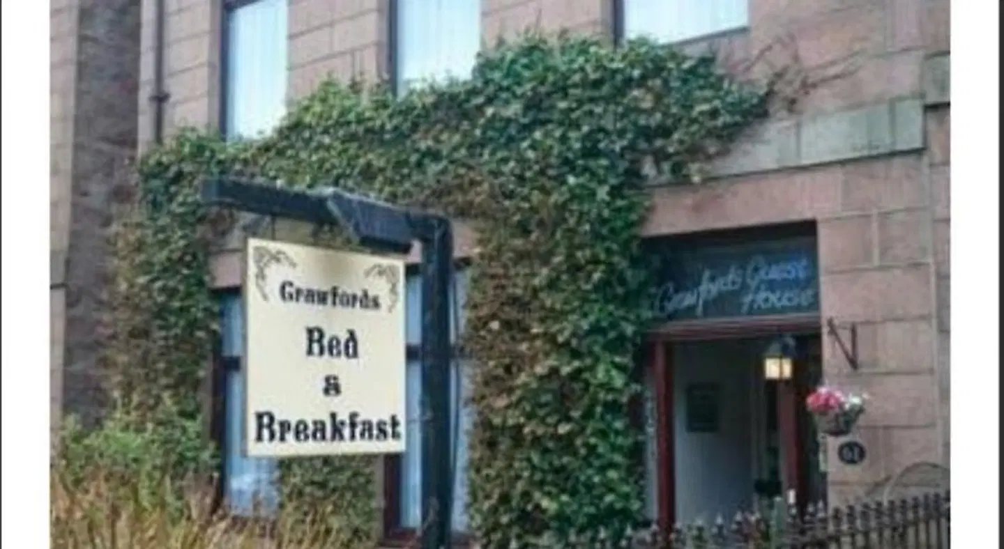 Crawfords Guest house EXTERIOR