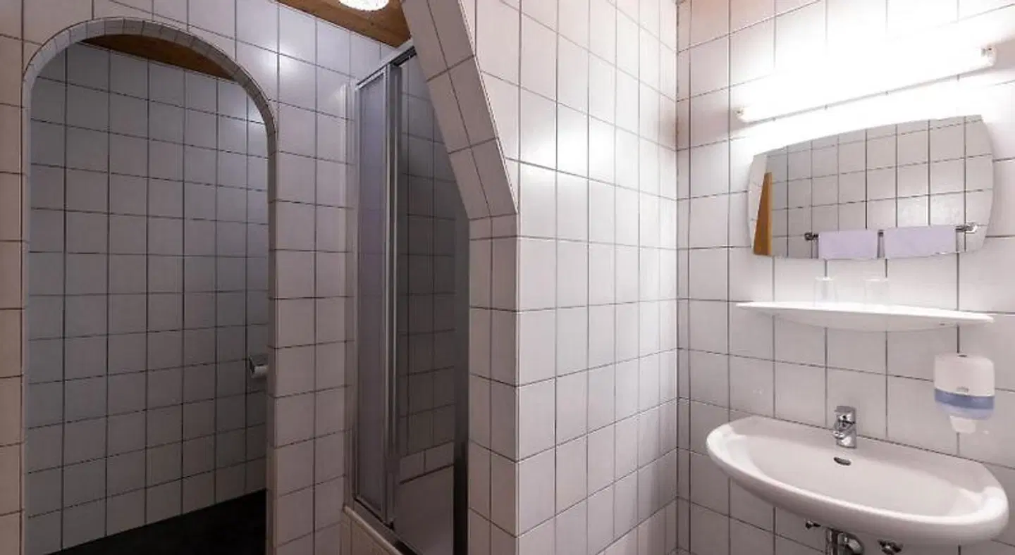 Gasthof Schroll Badezimmer