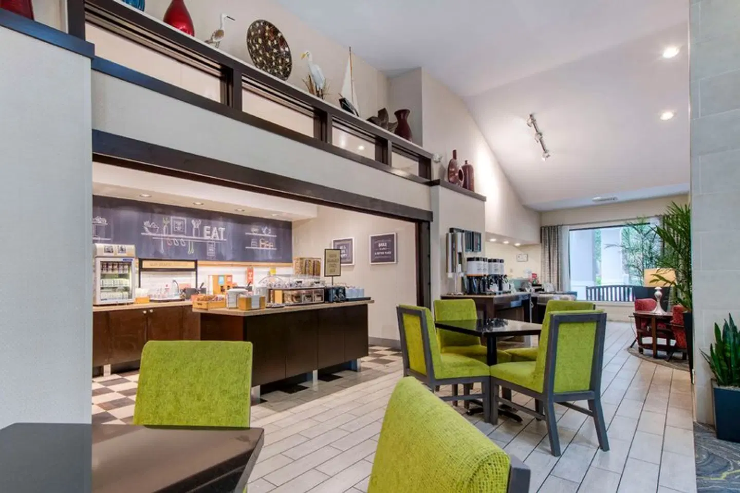 Hampton Inn & Suites Wilmington/Wrightsville Beach LOUNGE_LOBBY