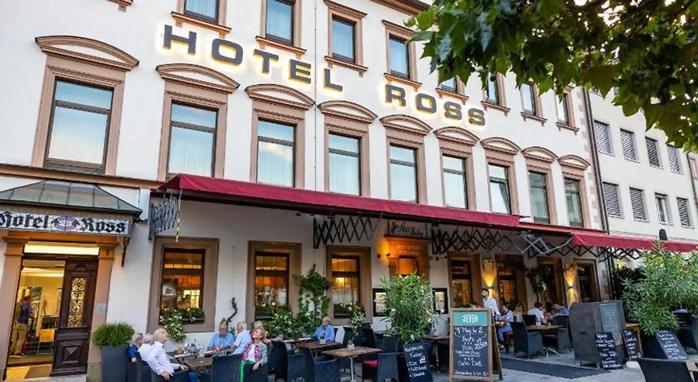 Hotel Ross EXTERIOR