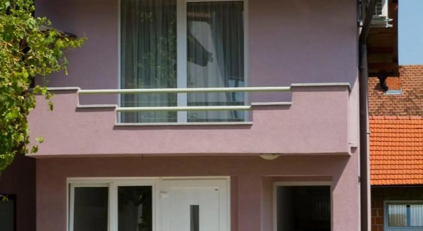 Apartments Garden Room EXTERIOR