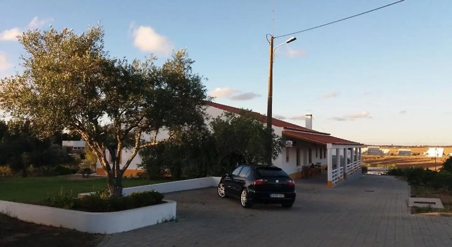 Corvos e Cadavais Terrasse