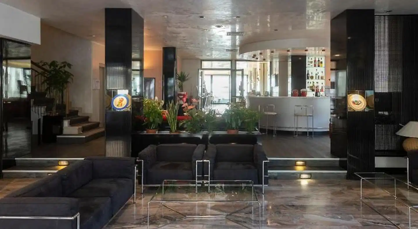 Derby Lobby