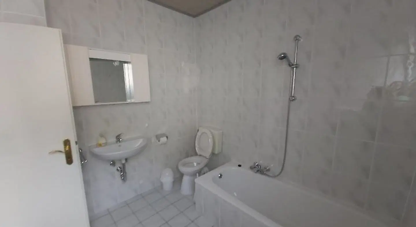 Schwarzer Adler Badezimmer