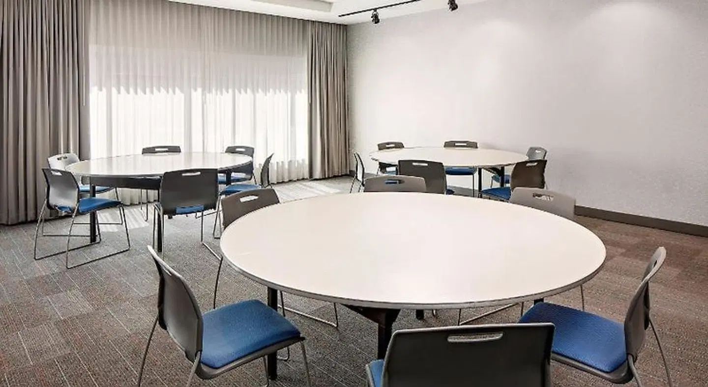 Aloft by Marriott Chapel Hill Konferenz