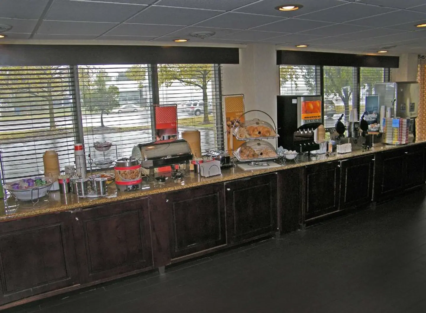 Hampton Inn Norfolk/Chesapeake (Greenbrier Area) Restaurant