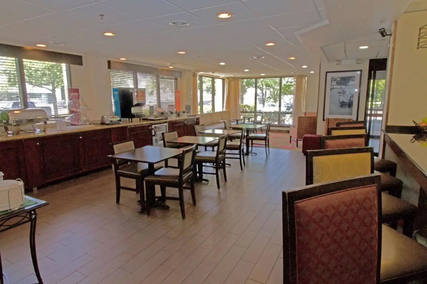 Hampton Inn Norfolk/Chesapeake (Greenbrier Area) Restaurant