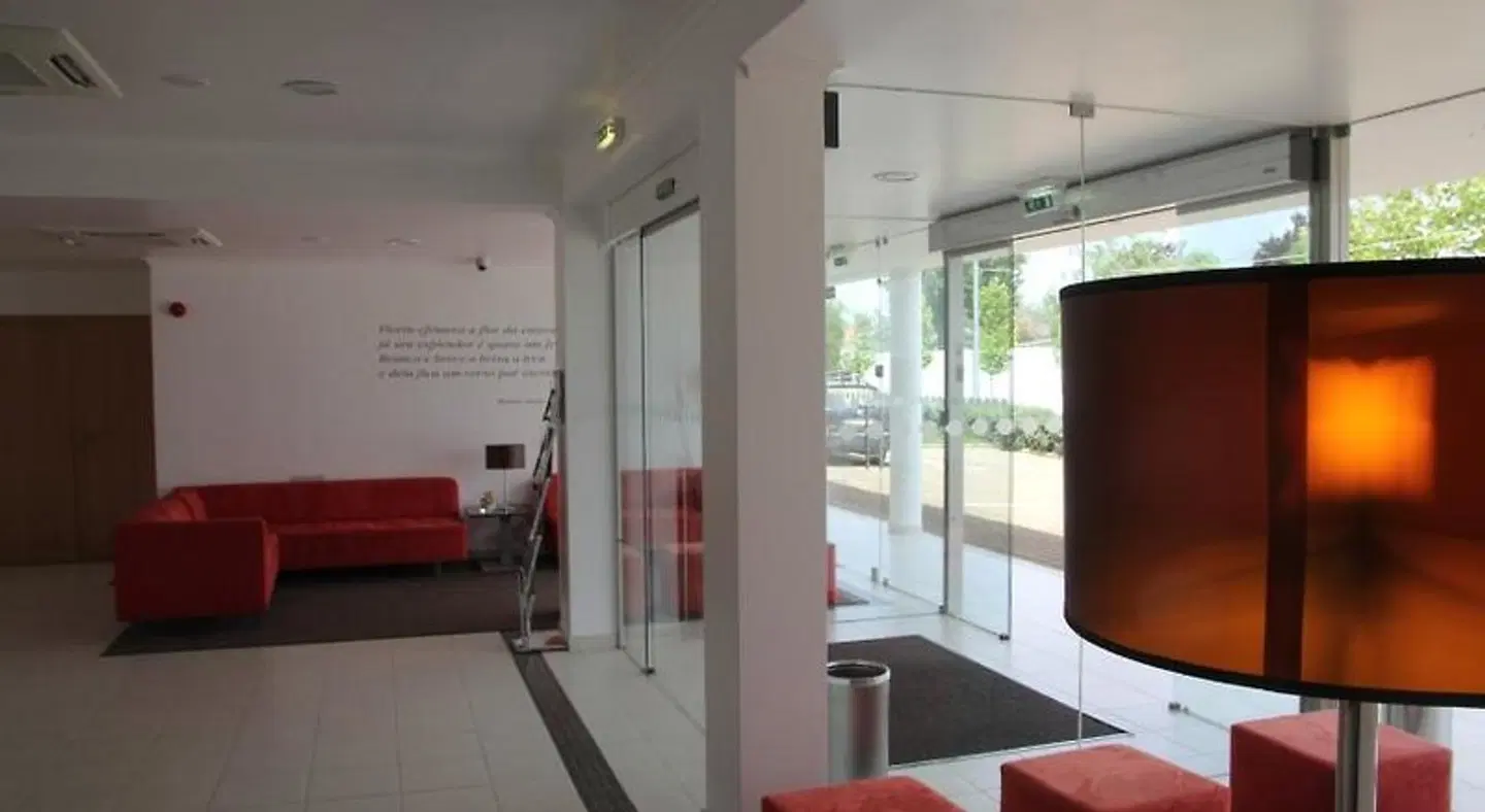 A Esteva LOUNGE_LOBBY