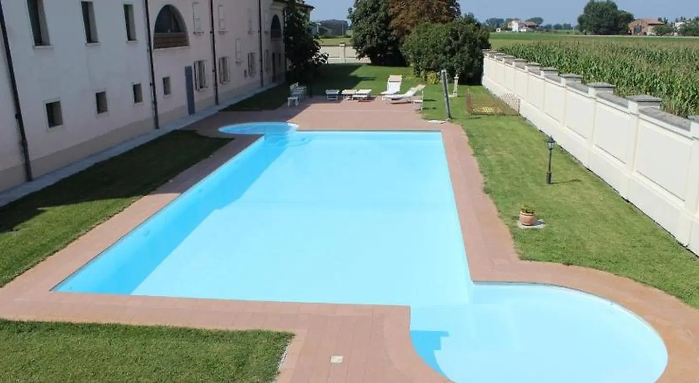 Villa Dello Spino B&B OUTDOOR_POOL