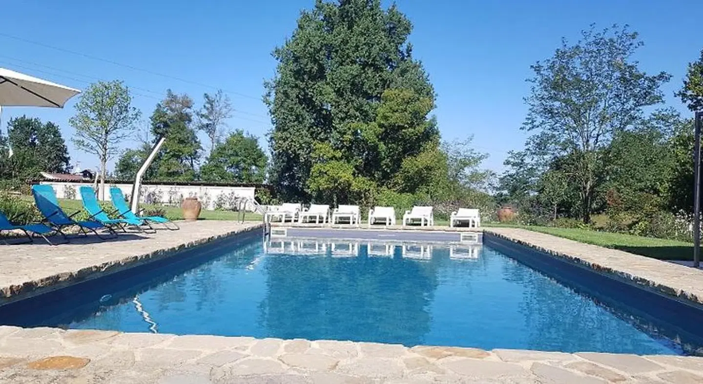 La Morona OUTDOOR_POOL