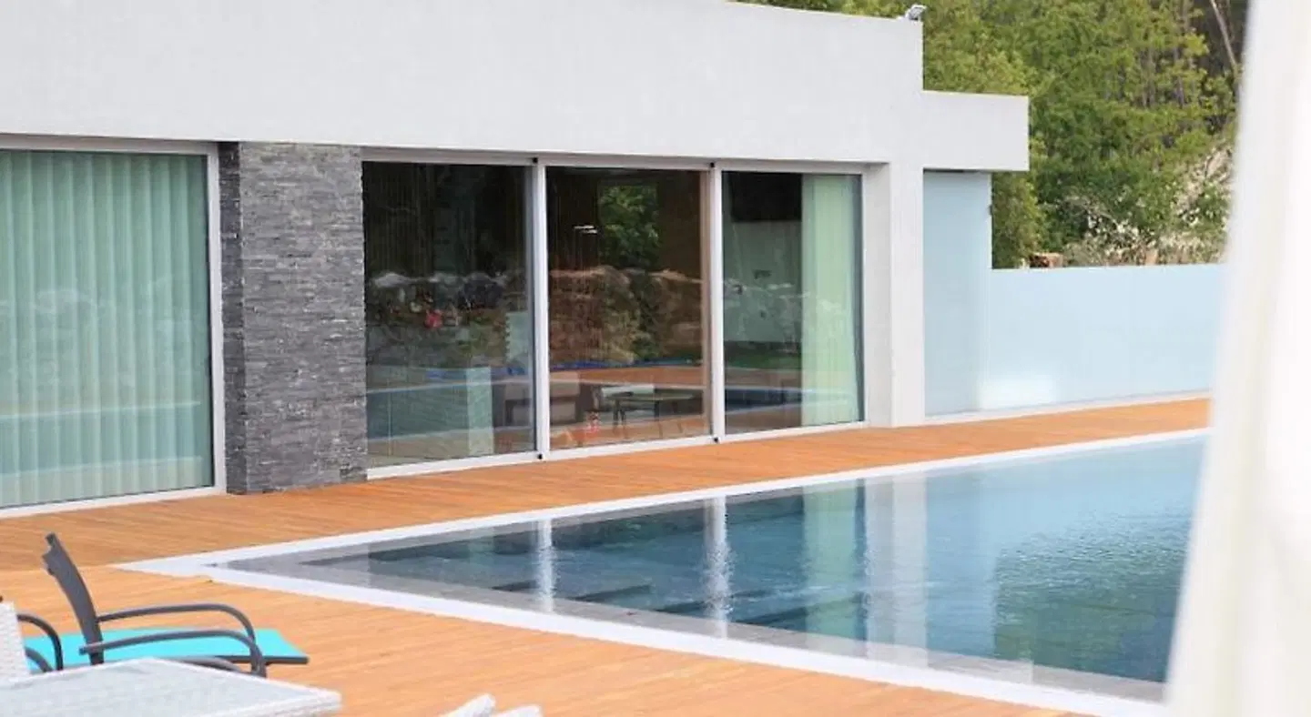 Oak Nature OUTDOOR_POOL
