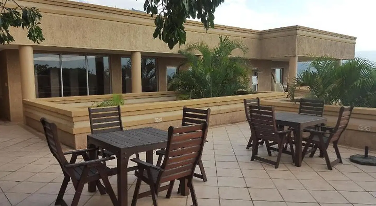 Bubez Guesthouse Terrasse