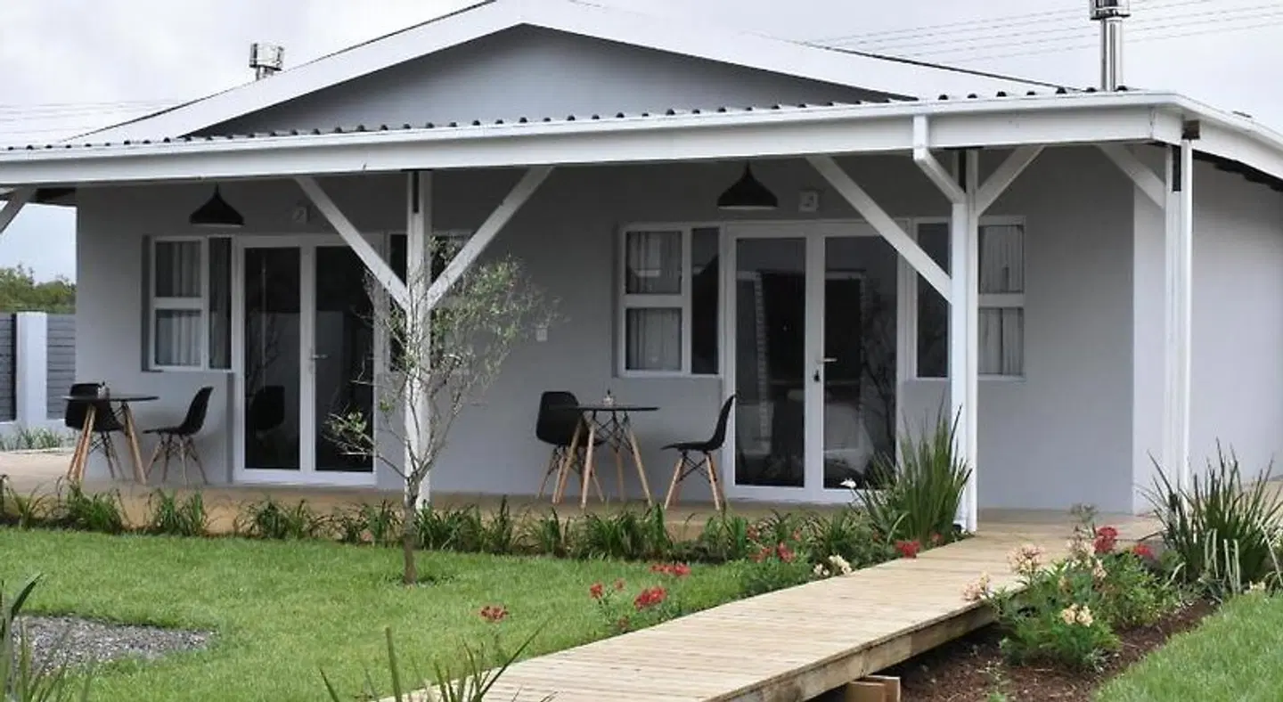 Mosswood Bed & Breakfast EXTERIOR
