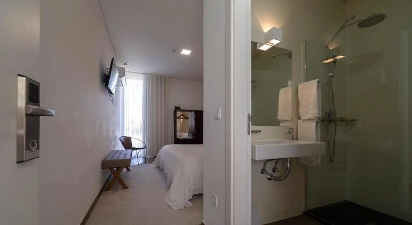 Quinta d'Anta Hotel & Surf Lodge ROOM_EXAMPLE