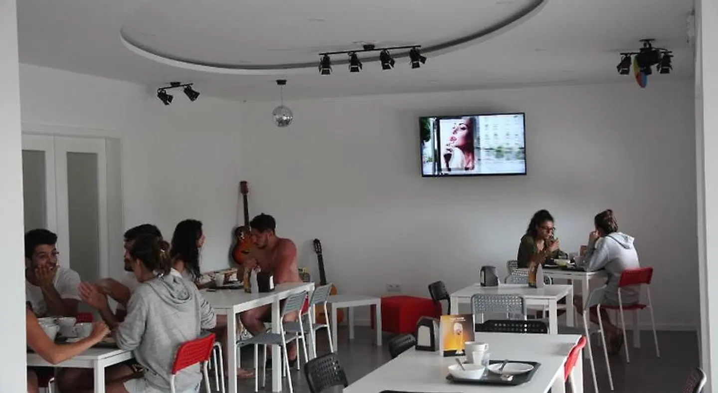 UAU Hostel Bar
