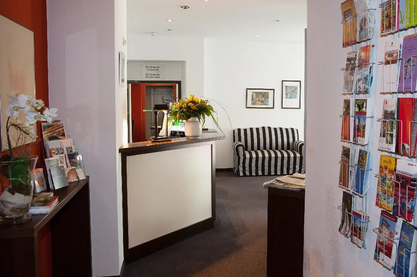 Centro Hotel U-NO1, Trademark Collection by Wyndham LOUNGE_LOBBY