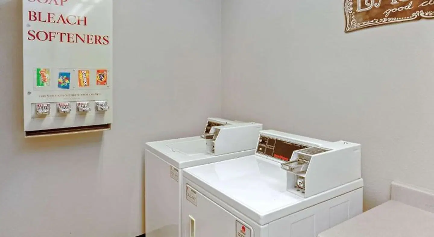 La Quinta Inn & Suites Milwaukee Delafield Badezimmer