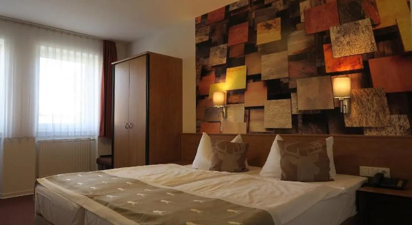 Hotel & Restaurant Zum Hirsch ROOM_EXAMPLE