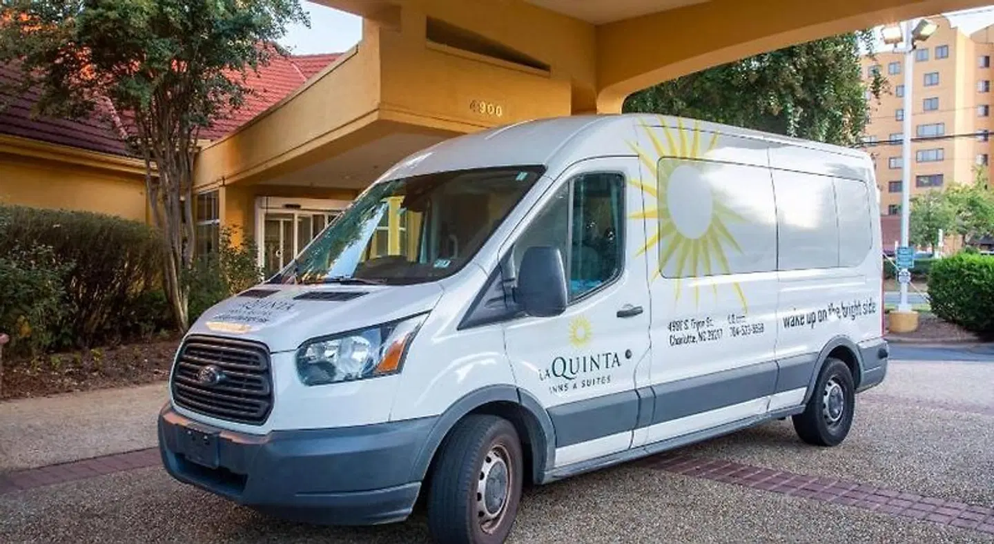 La Quinta Inn & Suites by Wyndham Charlotte Airport South SPORTS_AND_LEISURE