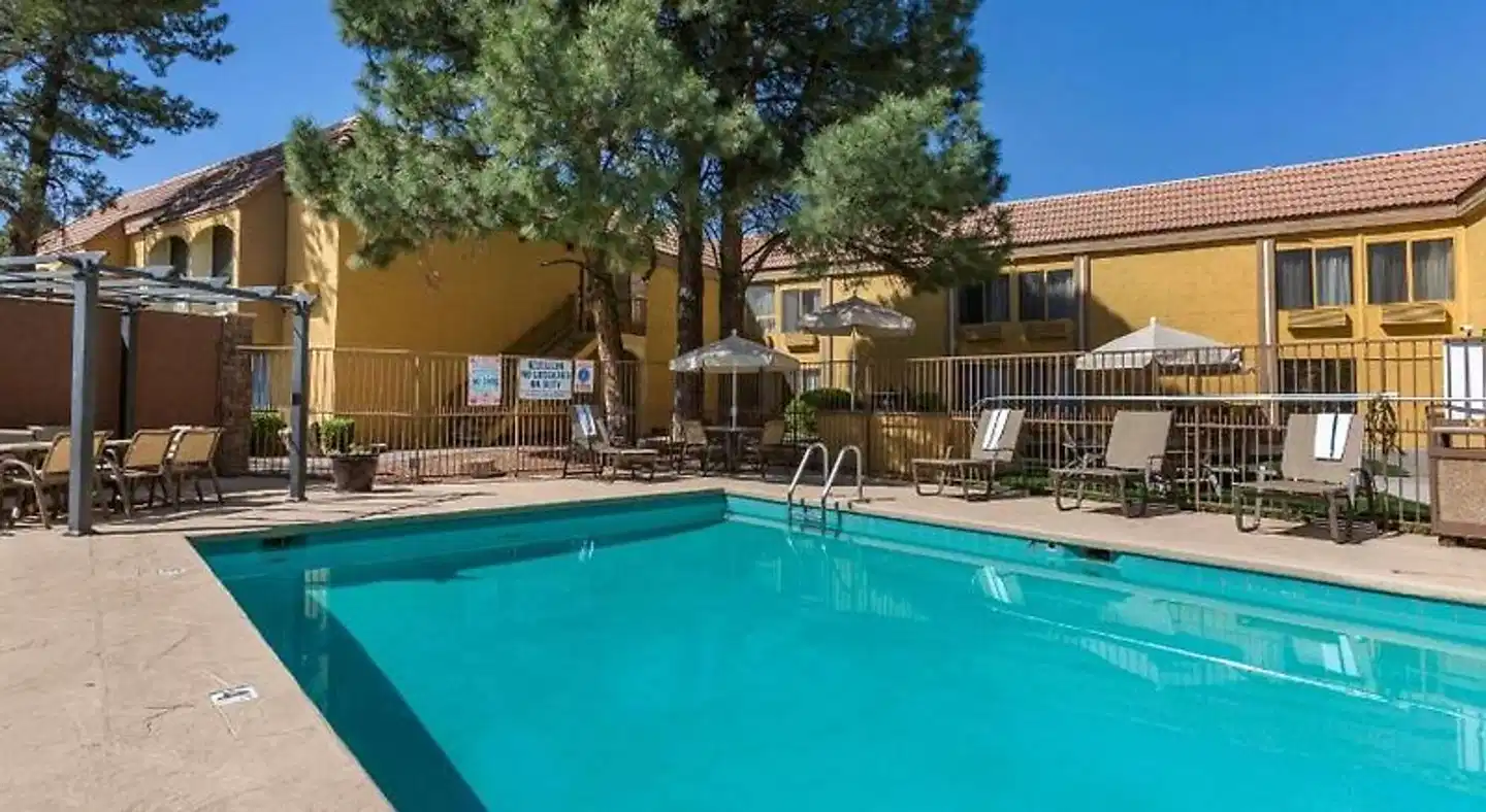 Best Western Airport Albuquerque InnSuites Hotel & Suites Pool